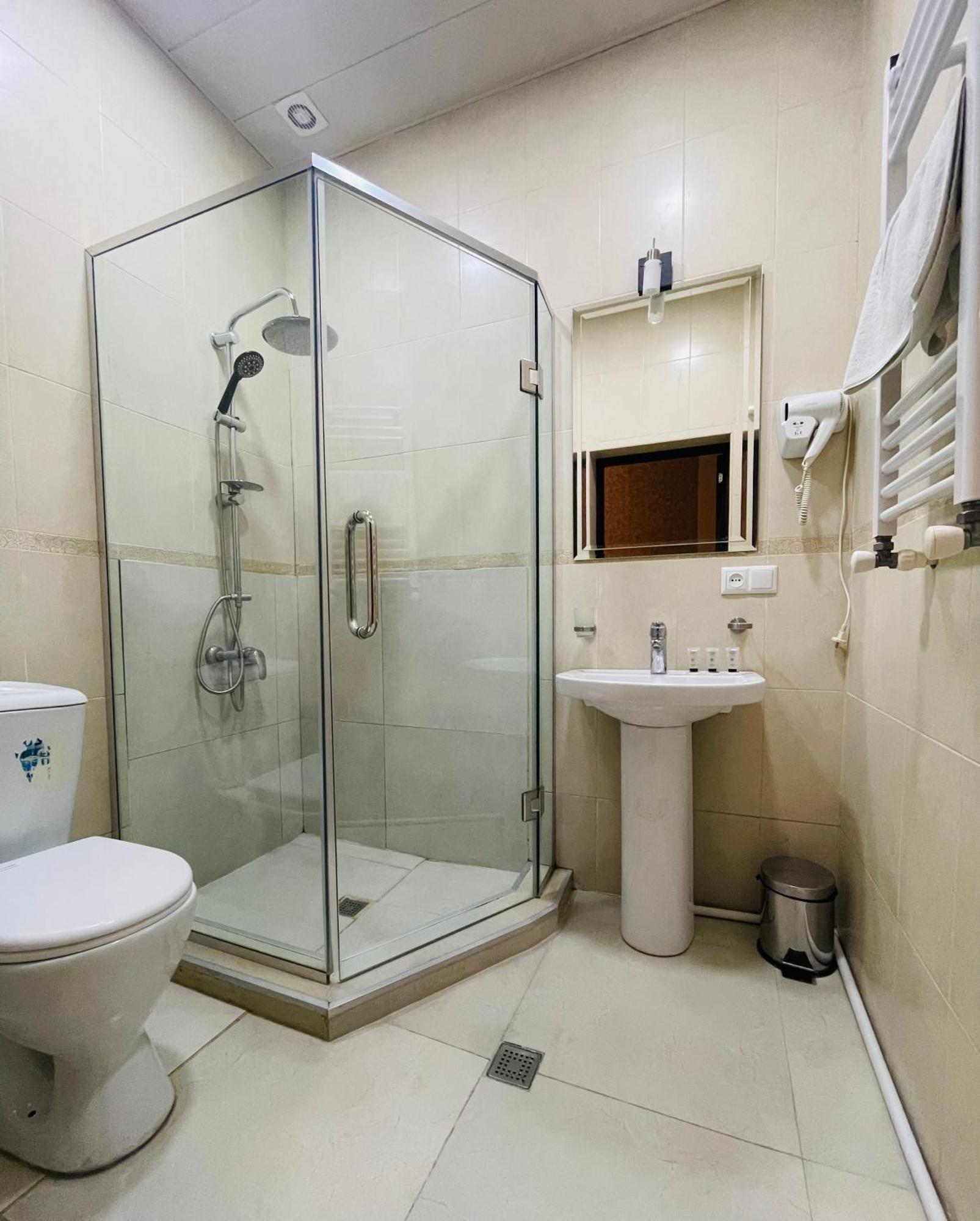 2Nd Floor Hotel Tbiliszi Kültér fotó